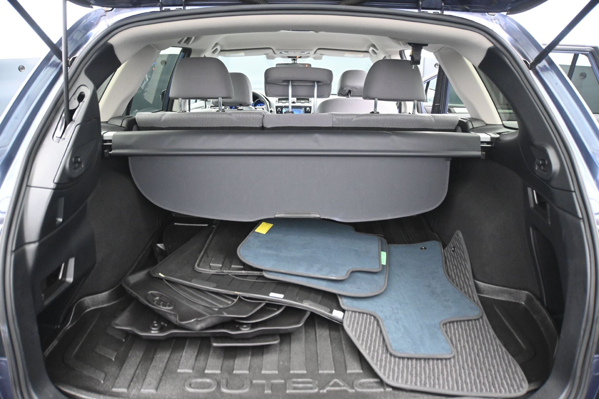 Used 2018 Subaru Outback 2.5i Premium AWD/4WD image 15