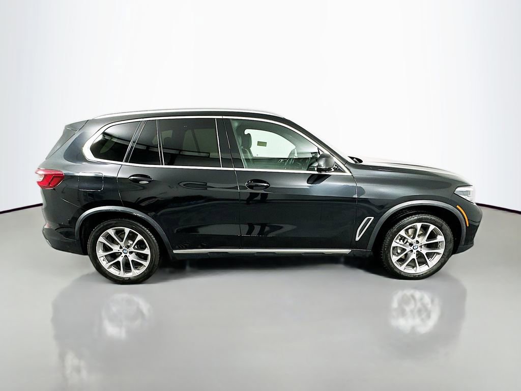 Used 2020 BMW X5 xDrive40i w/ Premium Package image 4
