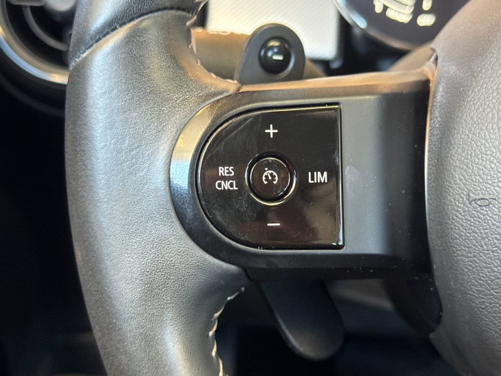 Used 2022 MINI Cooper S FWD image 31