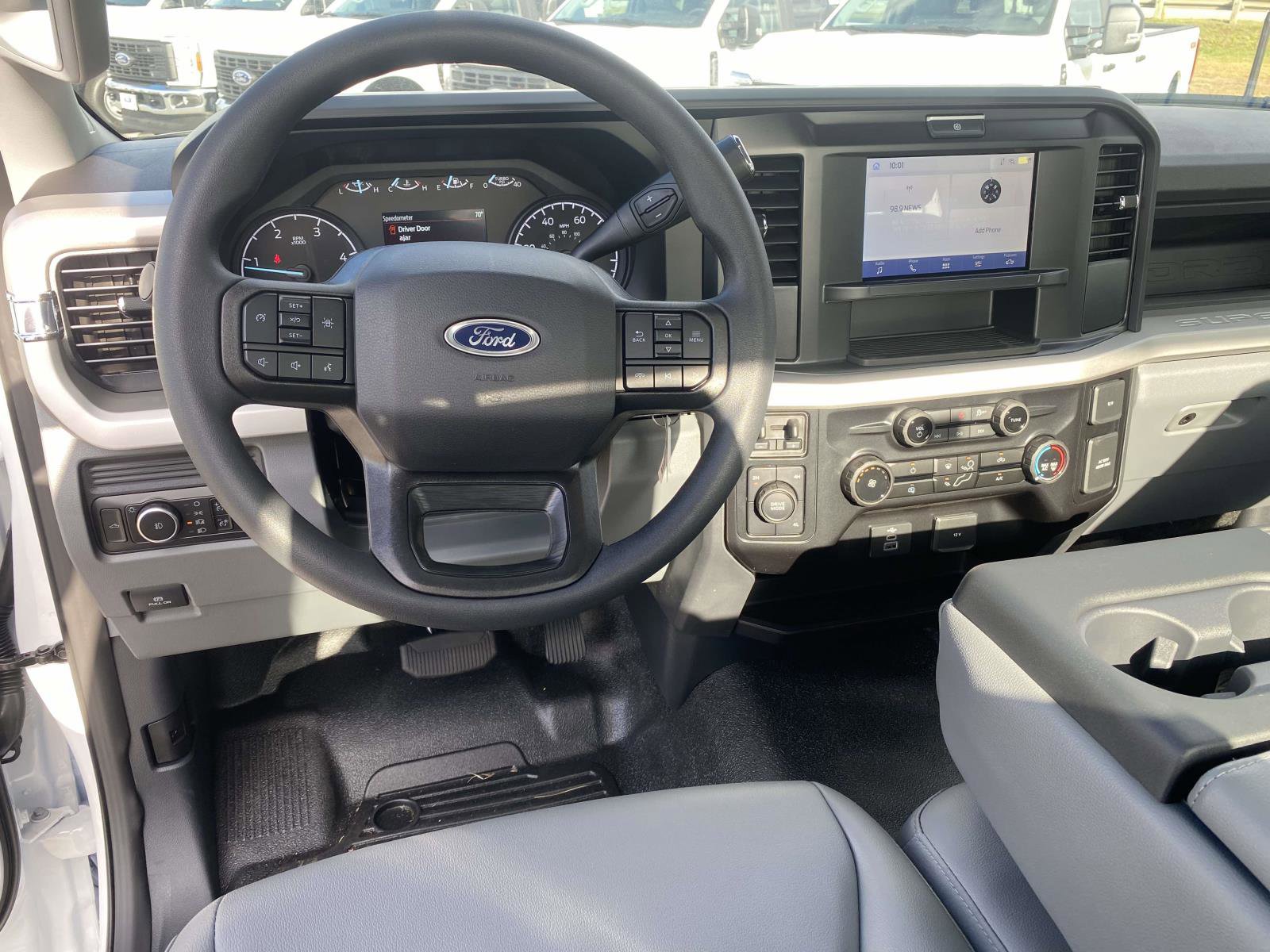 New 2026 Ford F550 4x4 Regular Cab Super Duty image 10