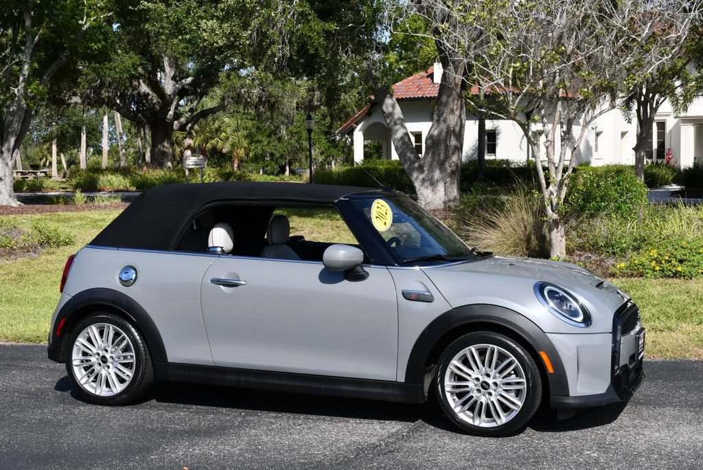 Used 2023 MINI Cooper S w/ Signature Upholstery Package FWD image 49