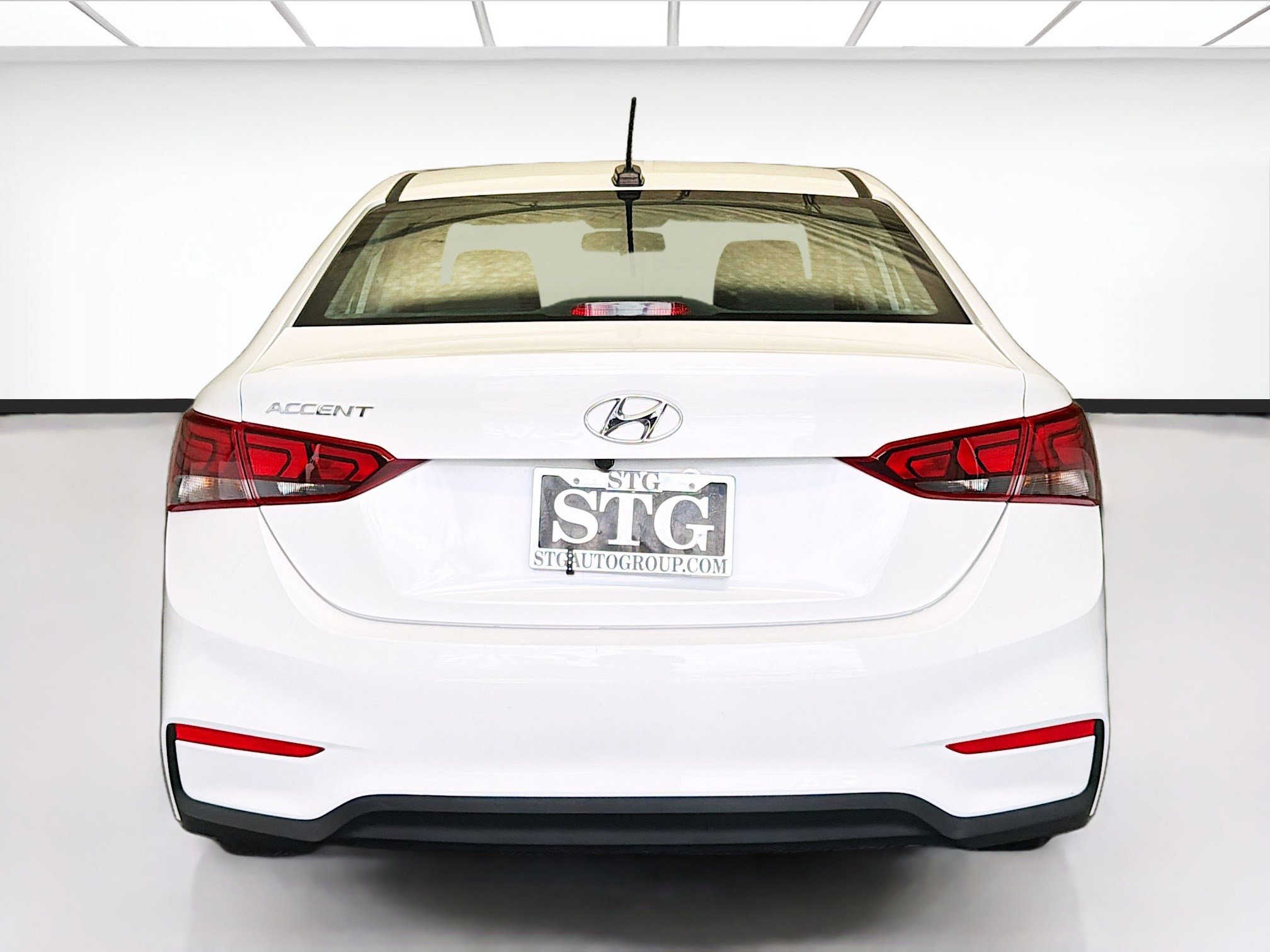 Used 2022 Hyundai Accent SEL FWD image 5