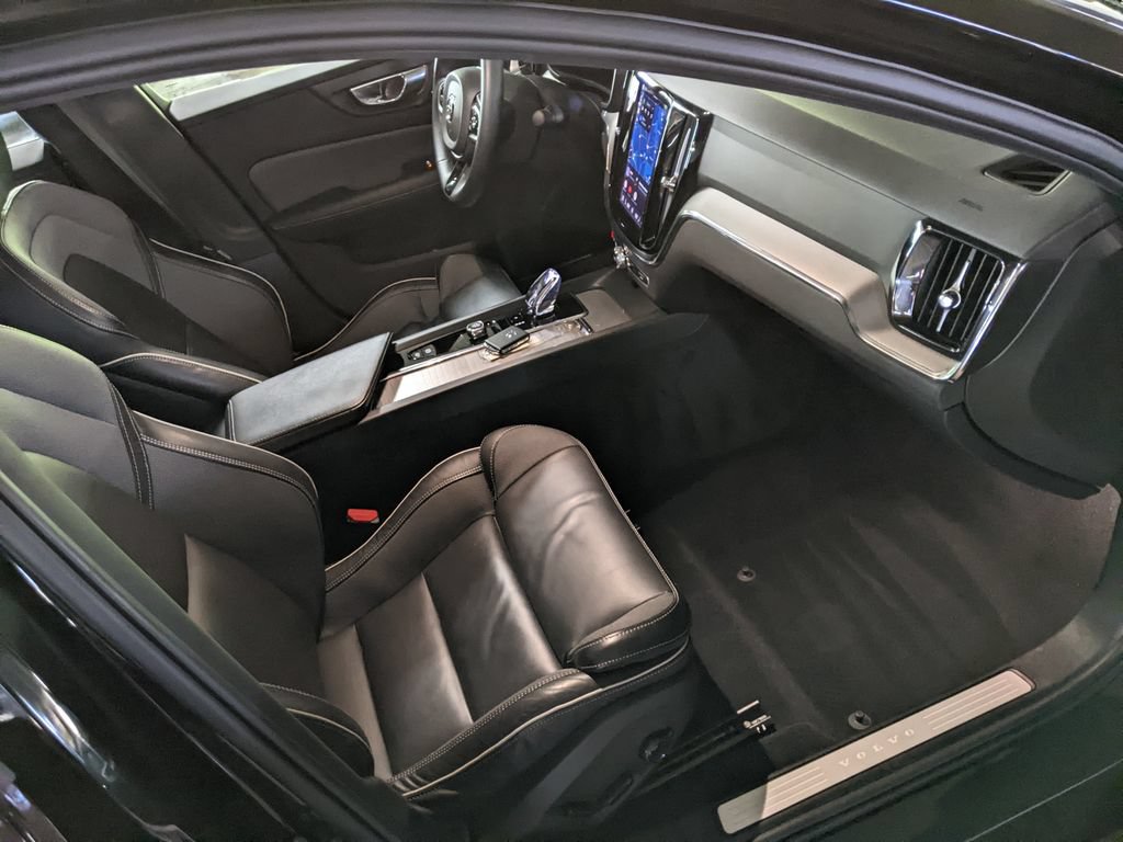 Certified 2024 Volvo S60 B5 Plus FWD image 22