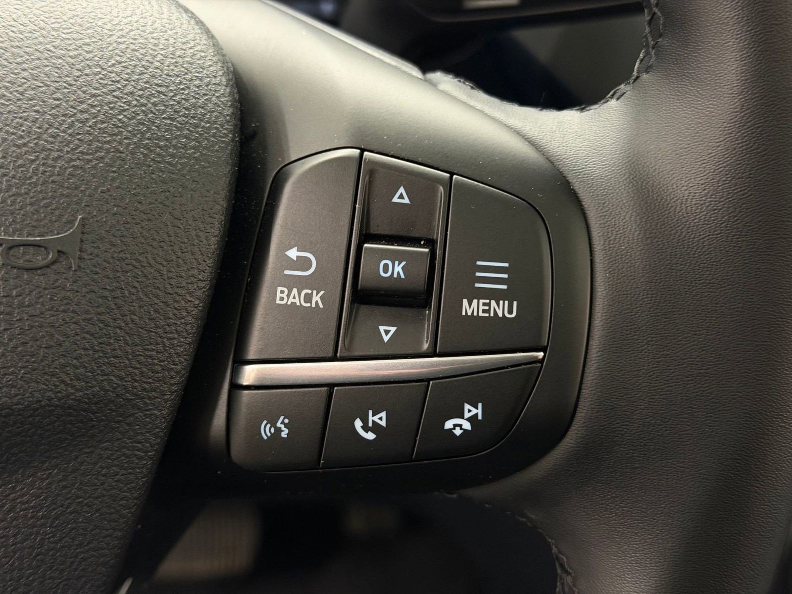 Used 2024 Ford Maverick Lariat w/ Black Appearance Package image 25