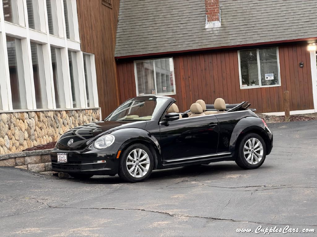 Used 2014 Volkswagen Beetle TDI FWD image 2