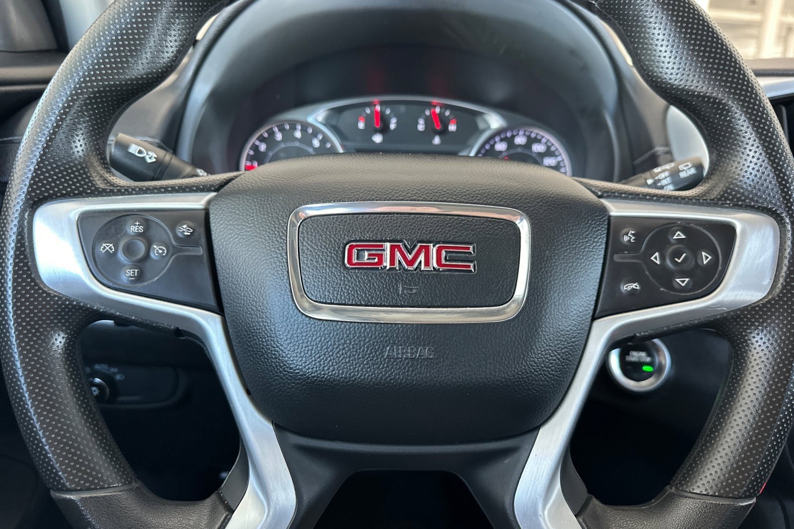 Used 2023 GMC Terrain SLE FWD image 22