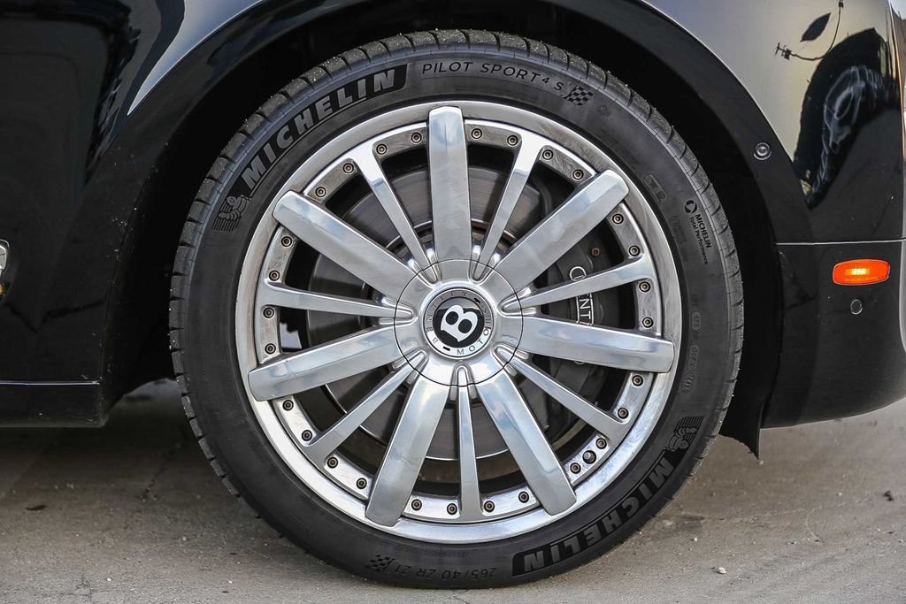 Used 2014 Bentley Mulsanne RWD image 11