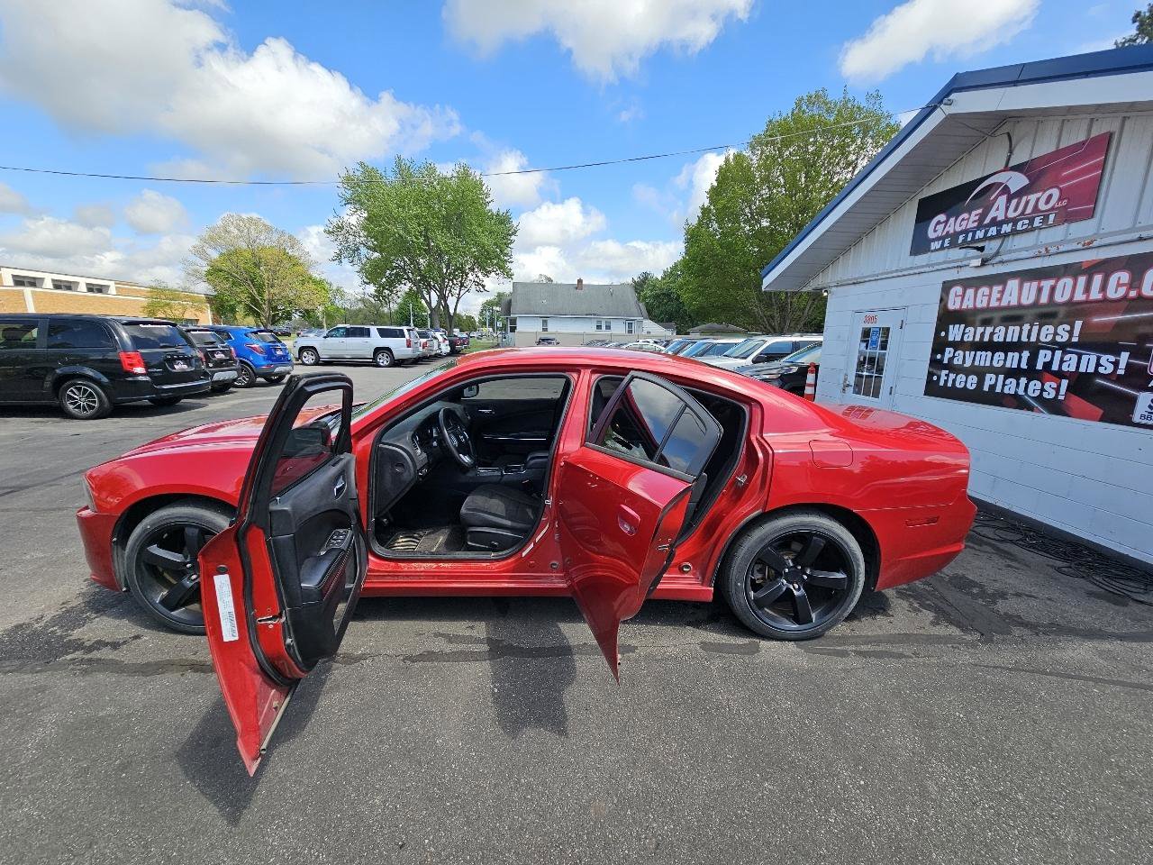 Used 2011 Dodge Charger SE RWD image 23