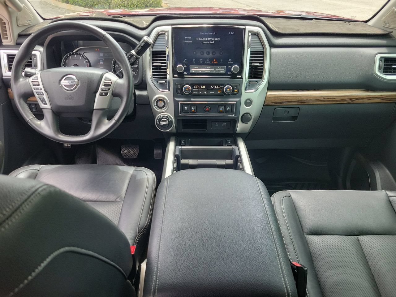 Used 2021 Nissan Titan SL AWD/4WD image 12