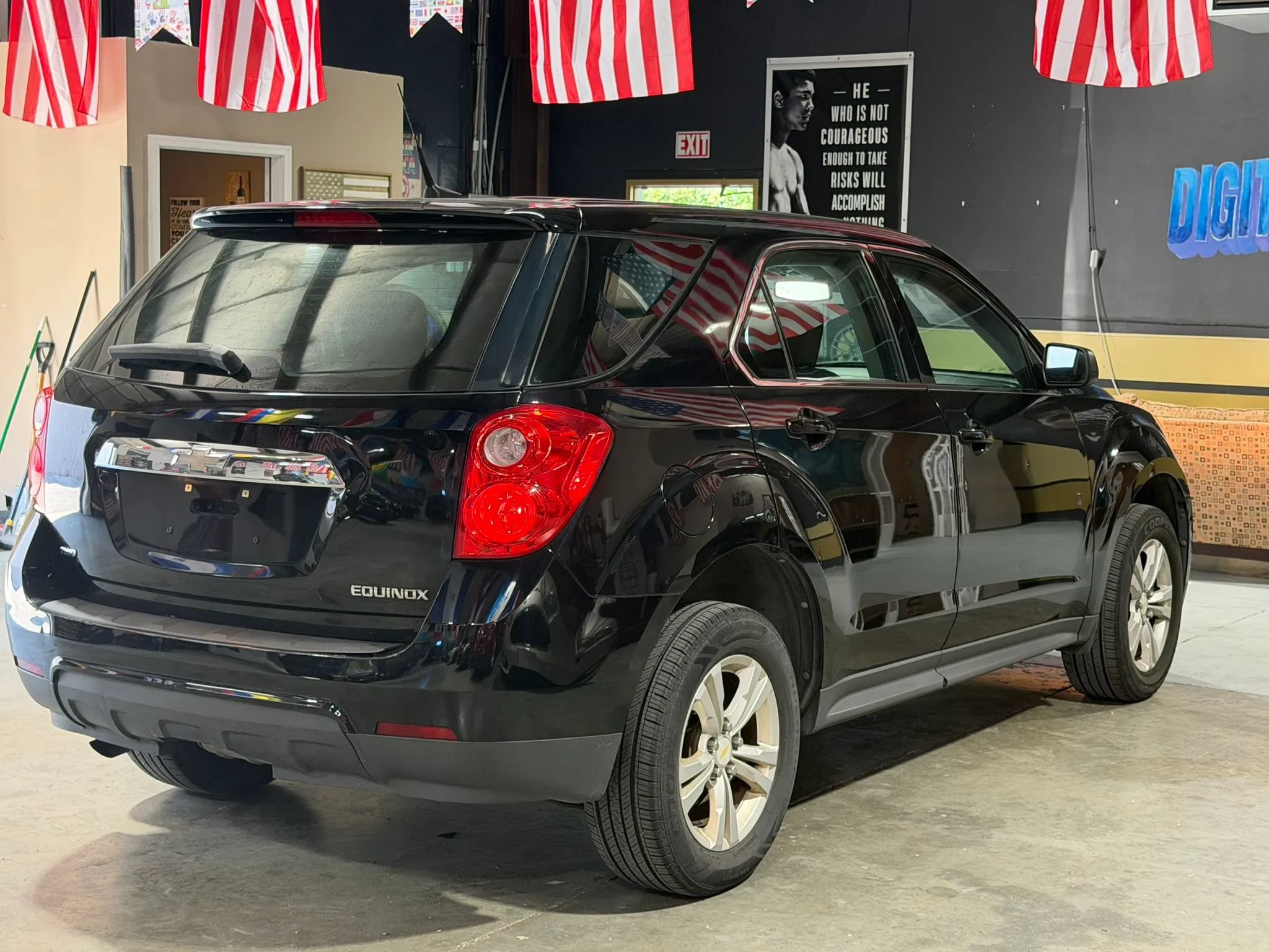 Used 2011 Chevrolet Equinox LS AWD/4WD image 7