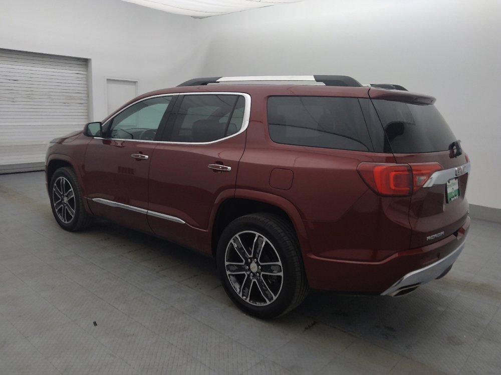Used 2017 GMC Acadia Denali w/ Technology Package image 3