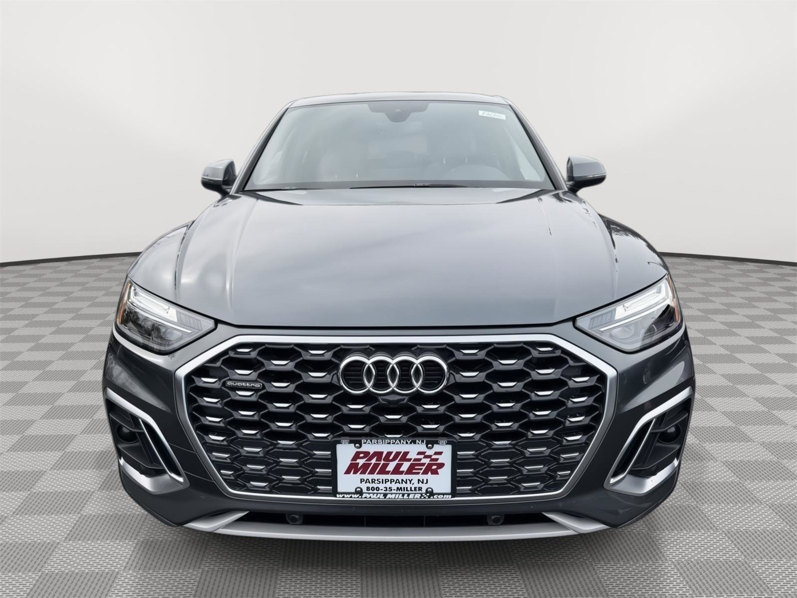 Used 2025 Audi Q5 2.0T Premium image 2