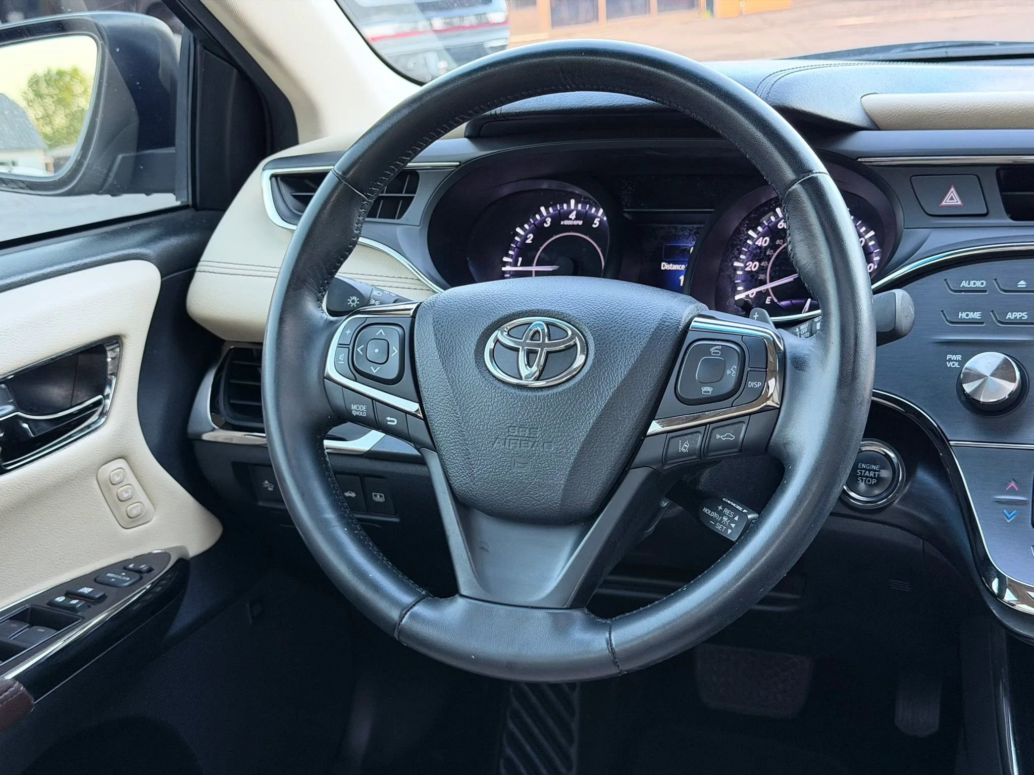 Used 2017 Toyota Avalon Limited FWD image 17