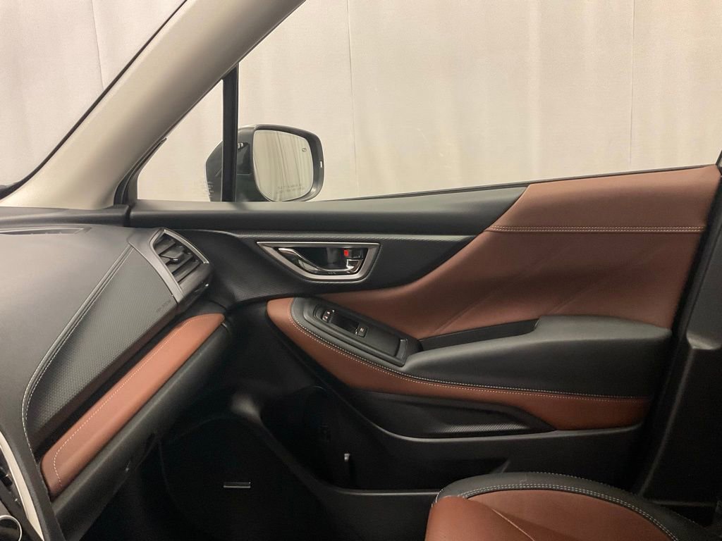 Used 2023 Subaru Forester Touring image 25