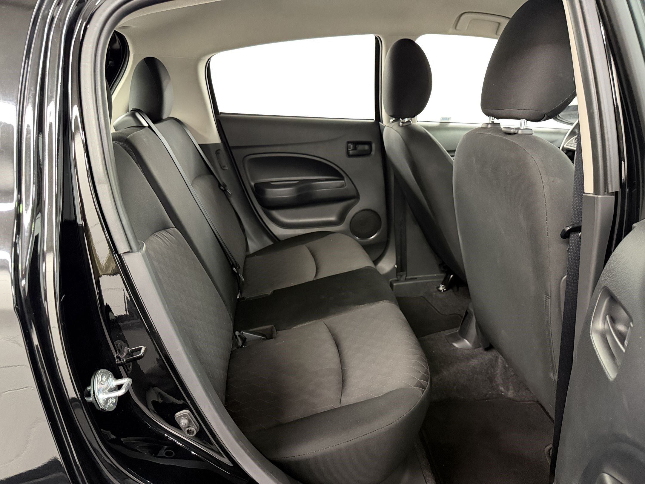 Used 2024 Mitsubishi Mirage ES FWD image 28
