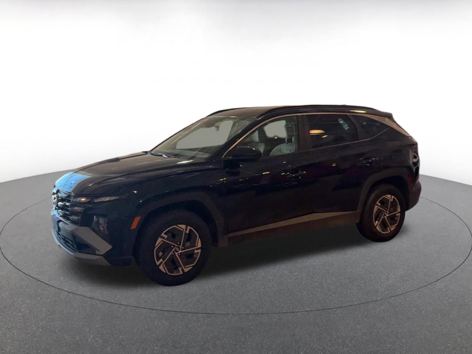 Used 2025 Hyundai Tucson Blue image 8