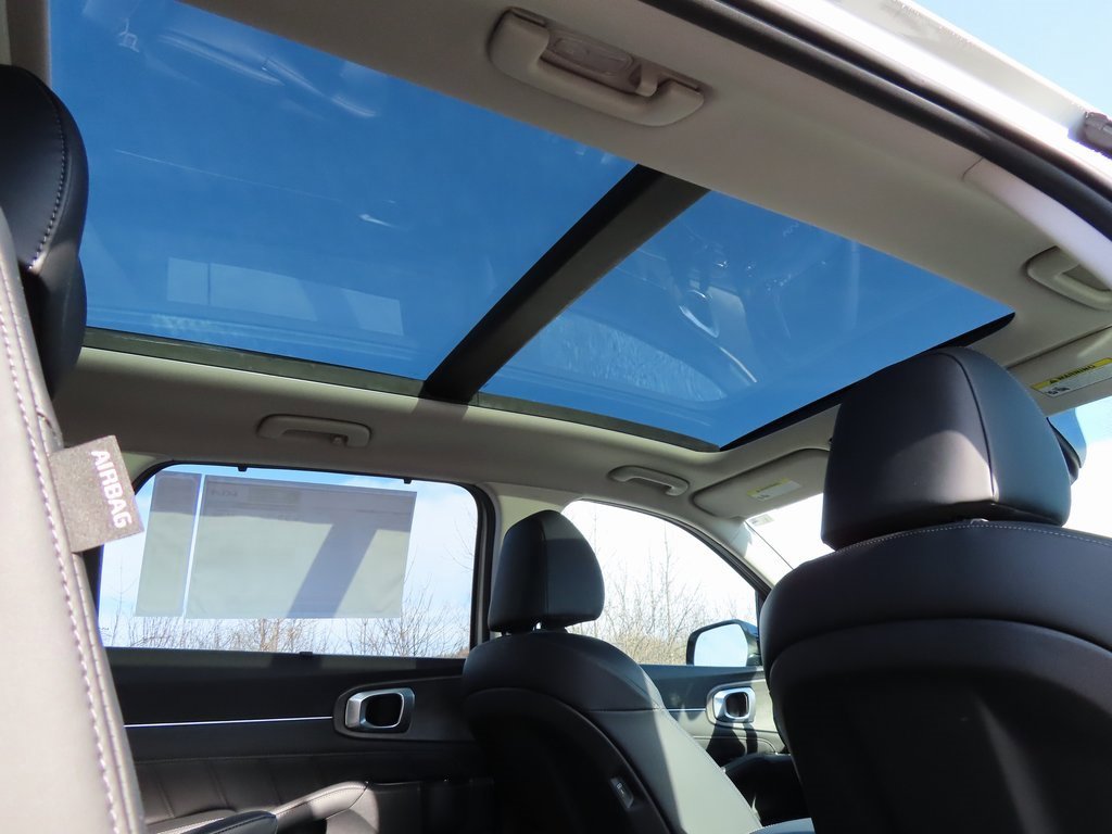 New 2026 Kia Sorento SX image 7