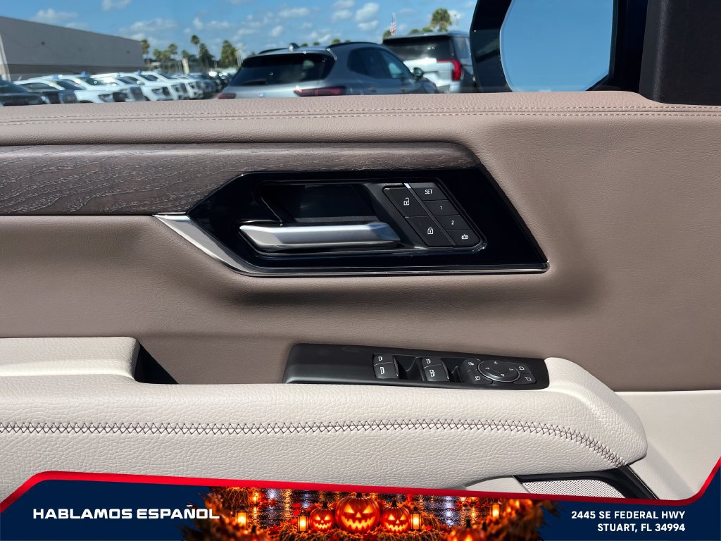 New 2026 GMC Yukon Denali w/ Denali Reserve Package AWD/4WD image 23