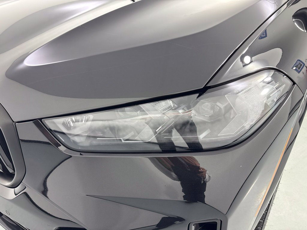 Certified 2024 BMW X5 xDrive40i w/ M Sport Package AWD/4WD image 9