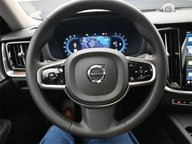 Used 2024 Volvo S60 B5 Ultimate image 23