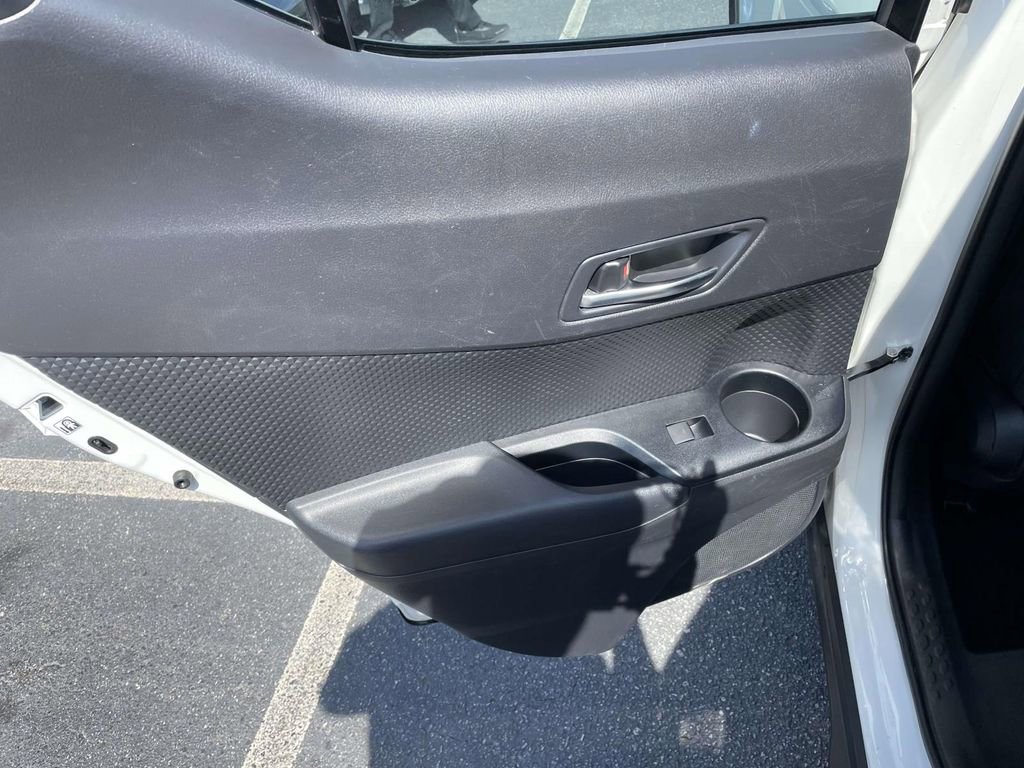 Used 2021 Toyota C-HR LE image 18