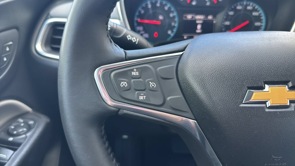 Used 2018 Chevrolet Equinox LT FWD image 18