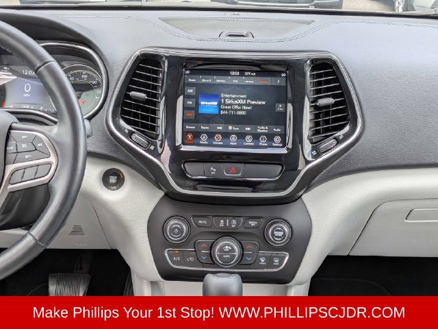 Certified 2019 Jeep Cherokee Limited FWD image 17