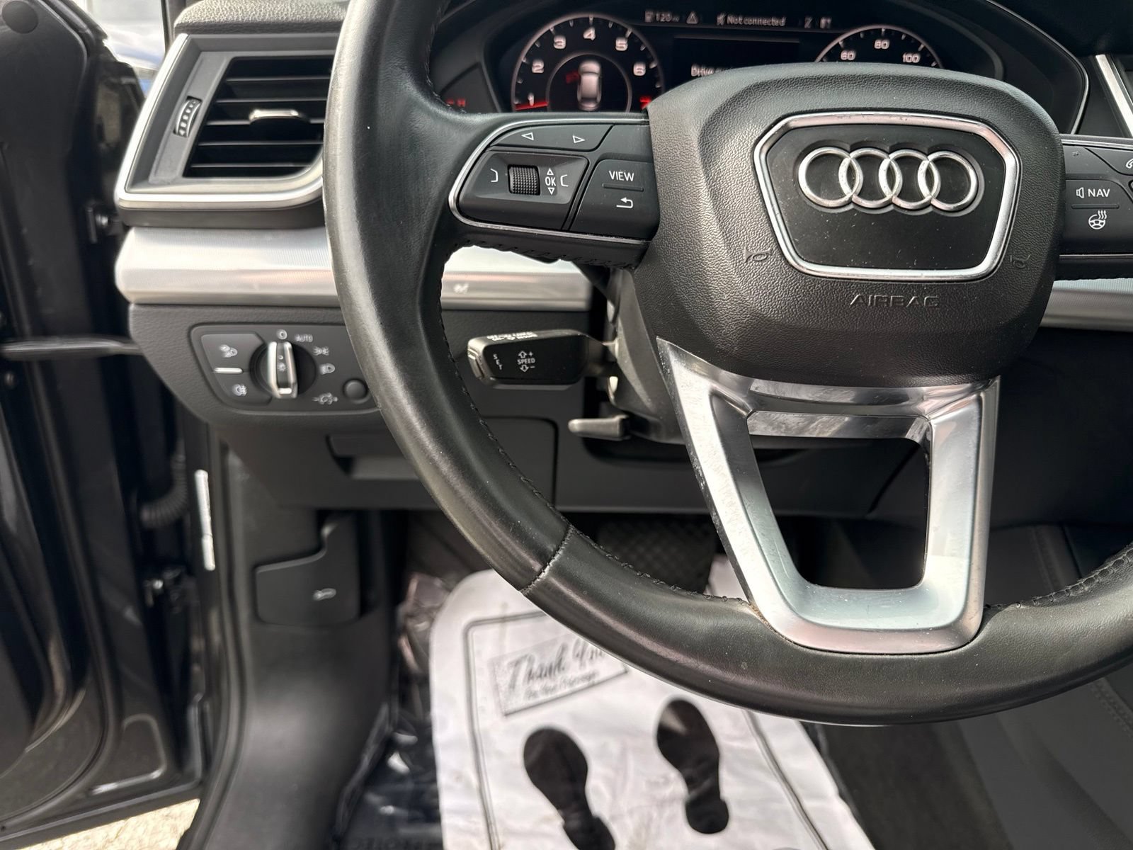 Used 2020 Audi Q5 2.0T Titanium Premium Plus w/ Premium Plus Package AWD/4WD image 17
