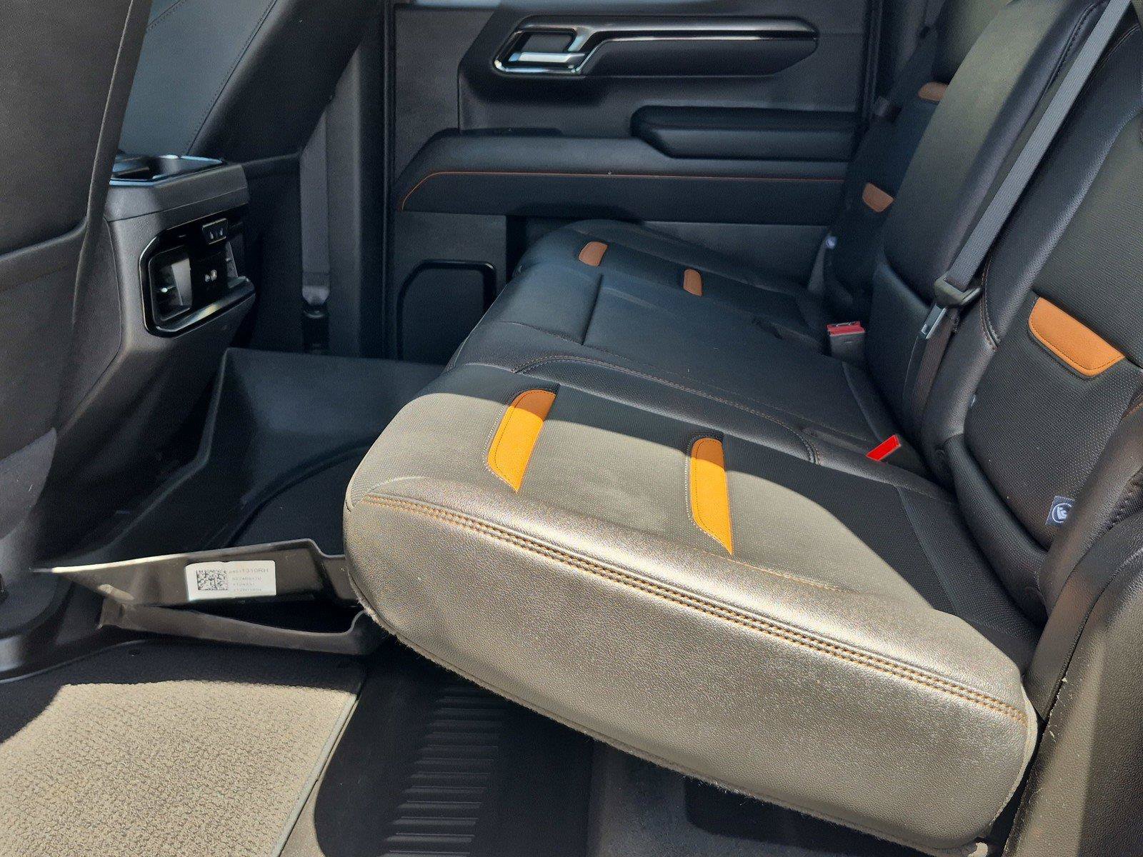 Used 2025 GMC Sierra 1500 AT4 AWD/4WD image 16