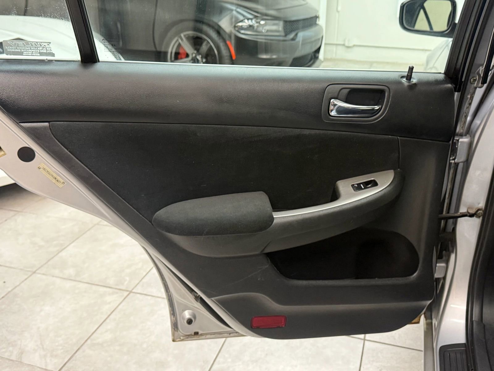 Used 2004 Honda Accord EX image 18