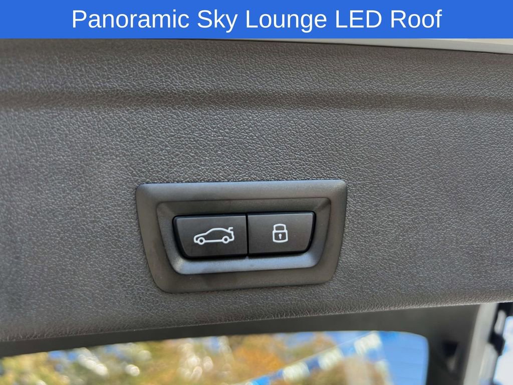 Used 2024 BMW X6 M60i w/ Executive Package image 17