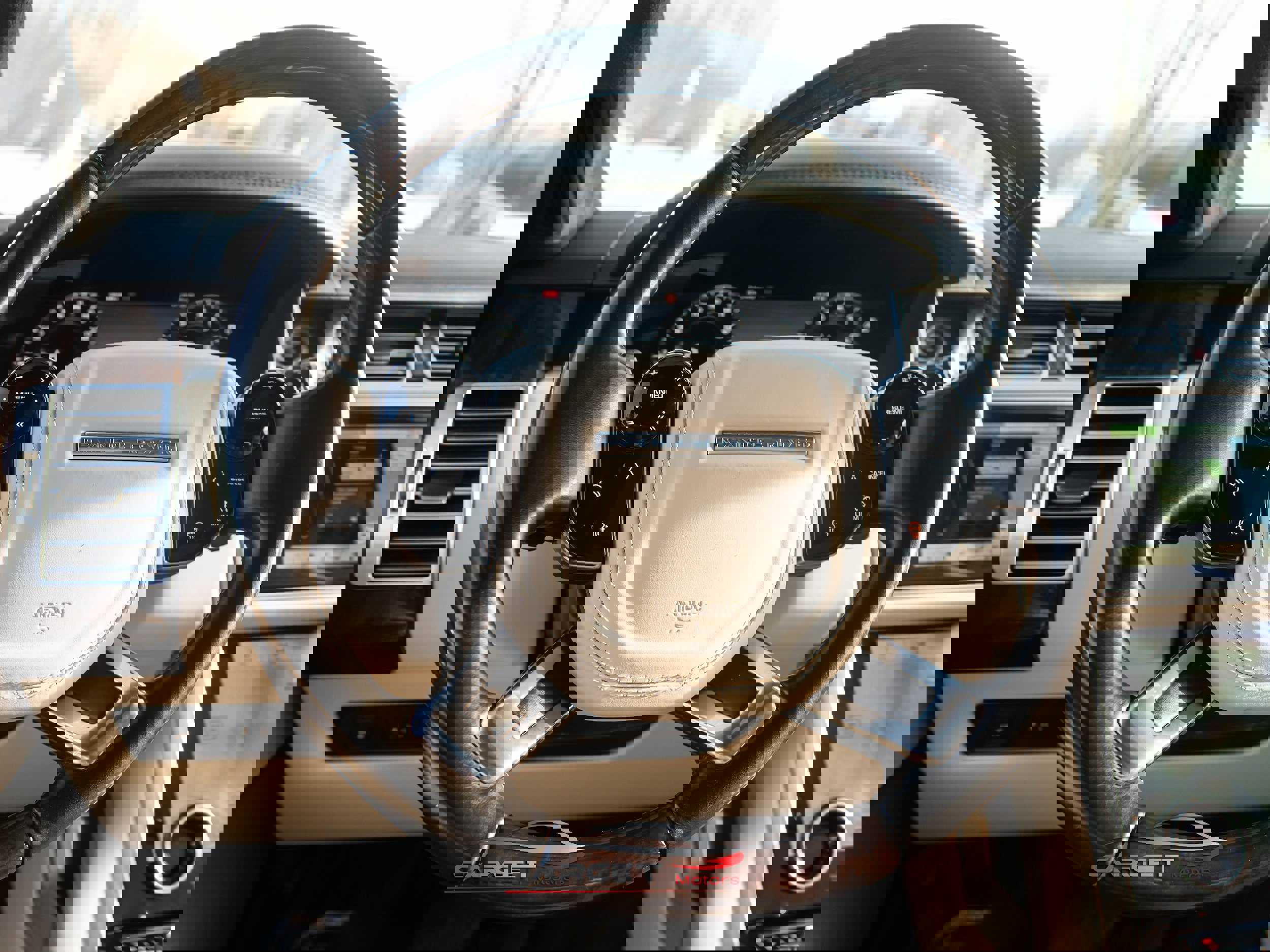 Used 2020 Land Rover Range Rover HSE image 23