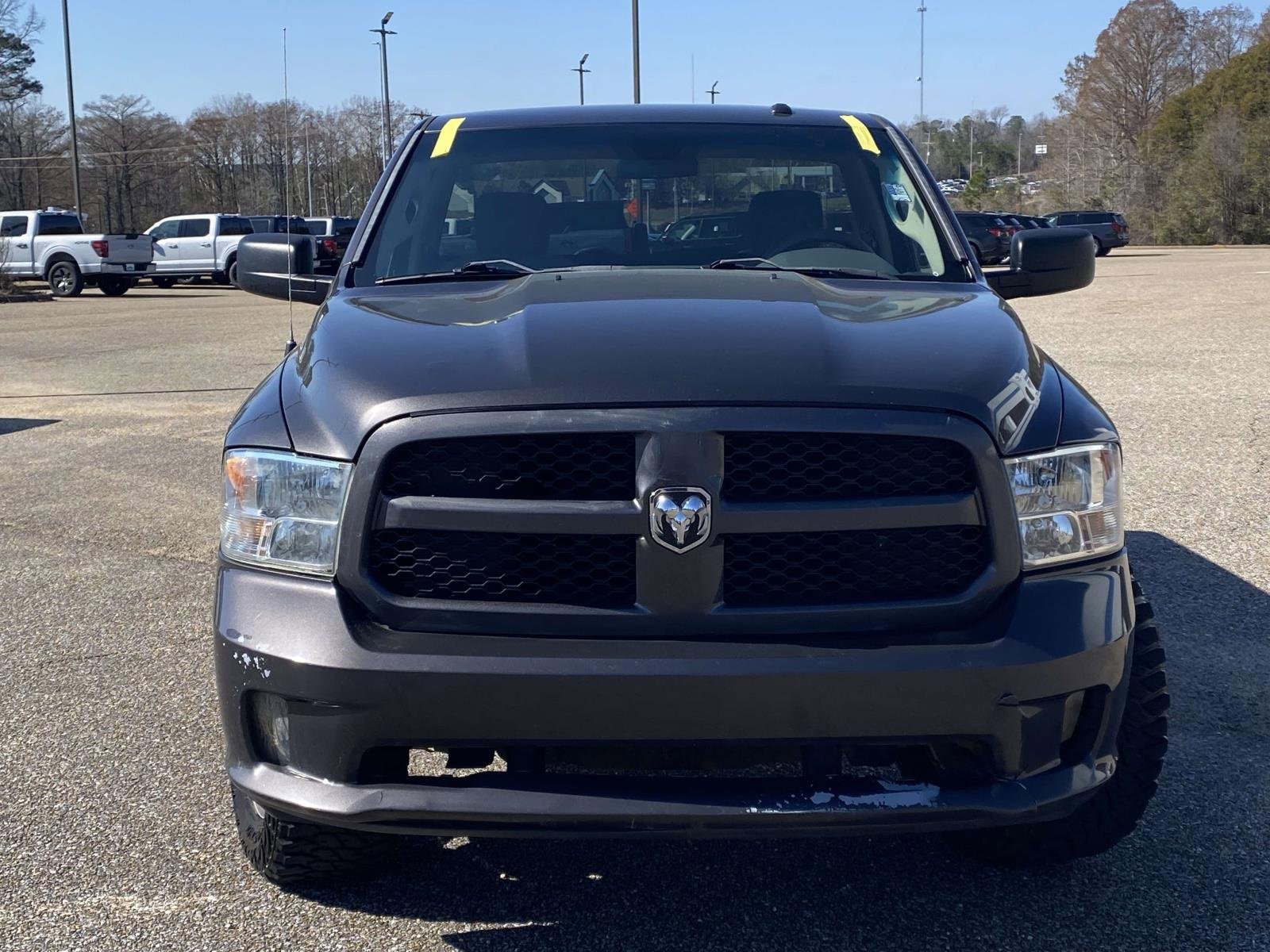 Used 2017 RAM 1500 Express image 2