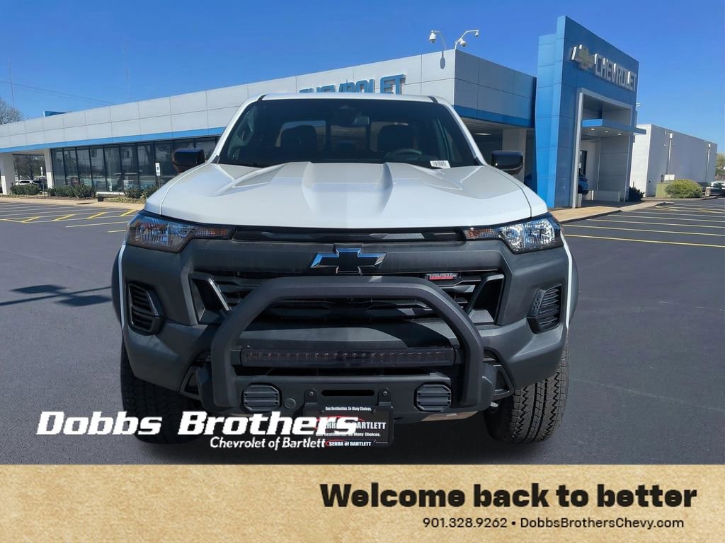 New 2026 Chevrolet Colorado Trail Boss w/ Off-Road Front Bumper Package image 2