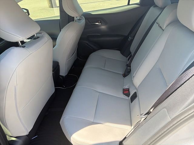 Used 2024 Toyota Prius XLE AWD/4WD image 16