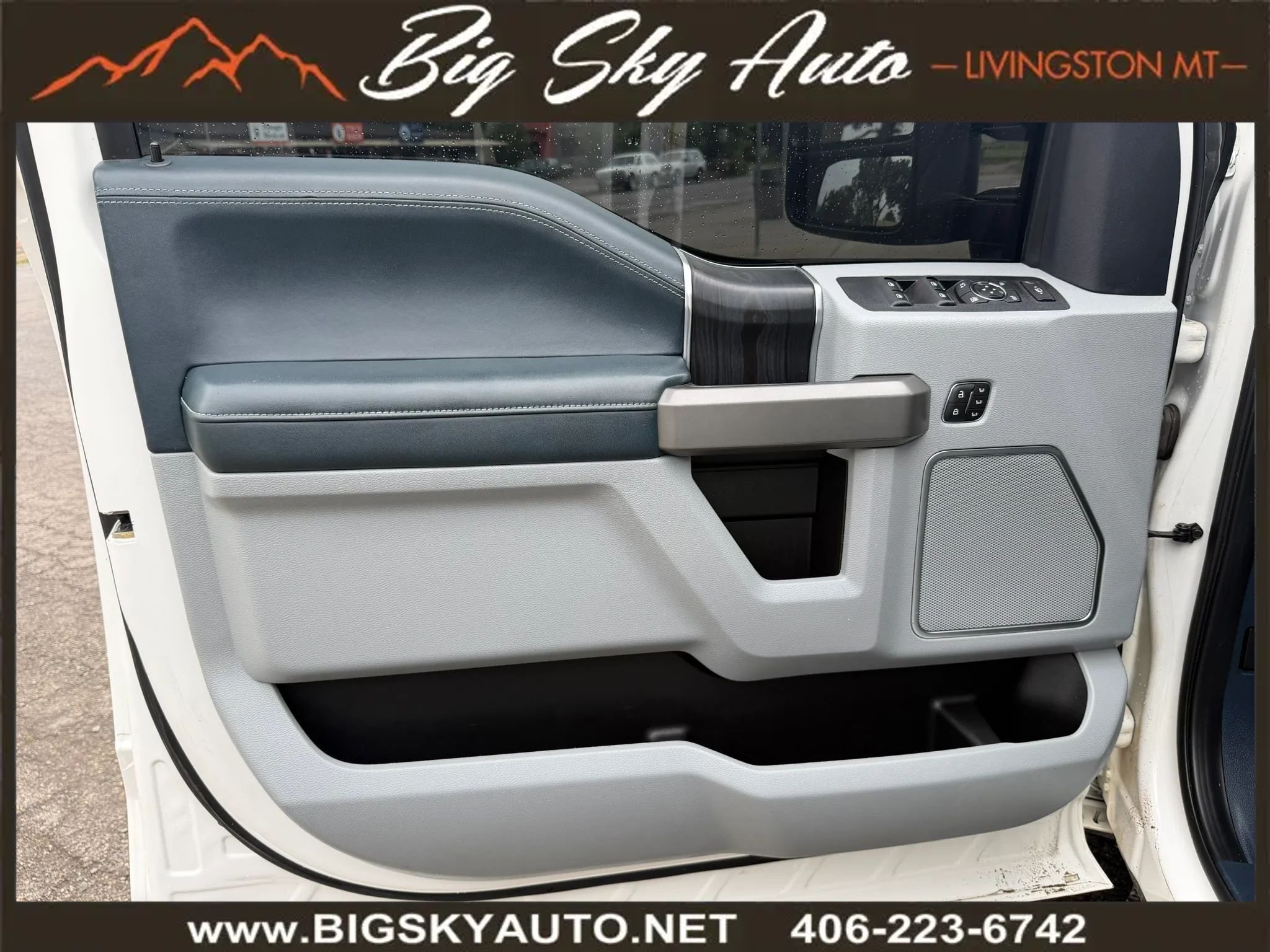 Used 2022 Ford F350 Limited w/ FX4 Off-Road Package AWD/4WD image 14