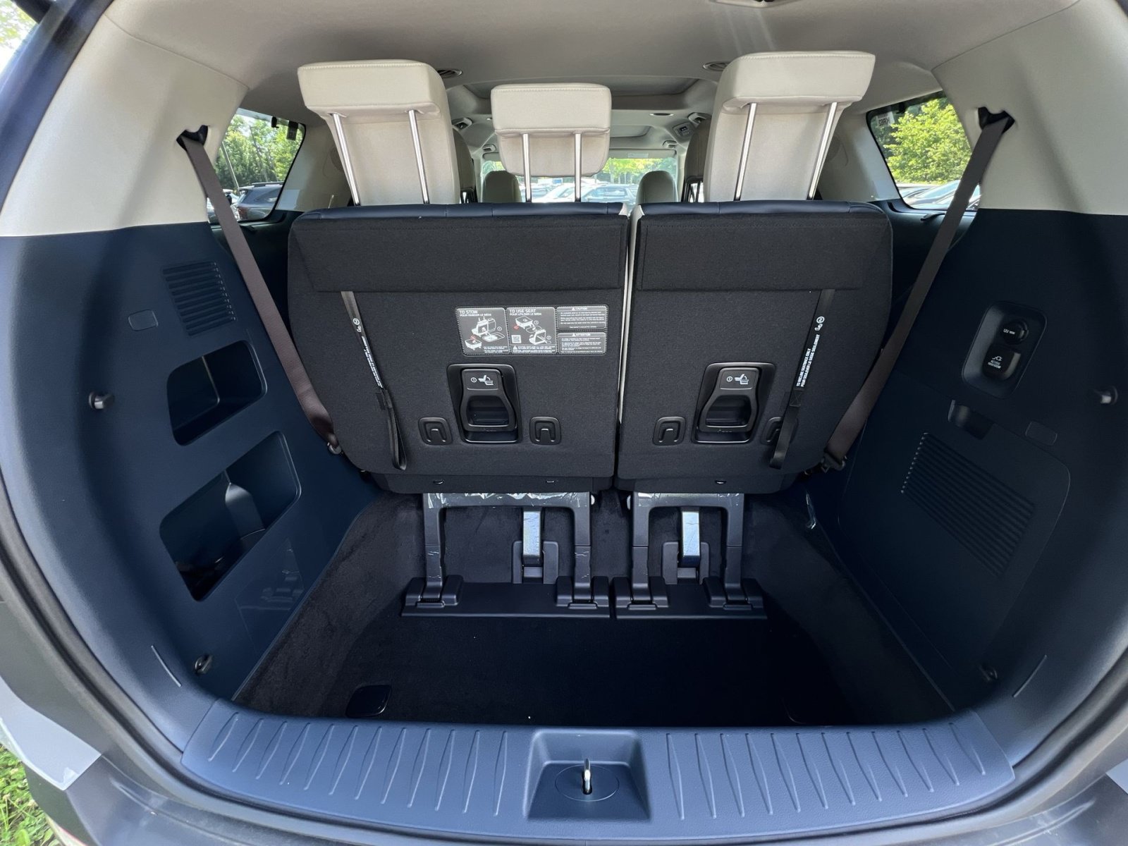 New 2026 Kia Carnival SX FWD image 34