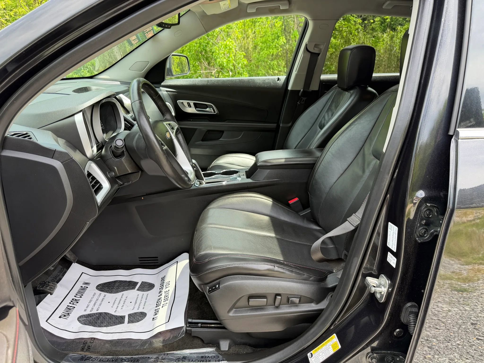 Used 2015 Chevrolet Equinox LTZ AWD/4WD image 17