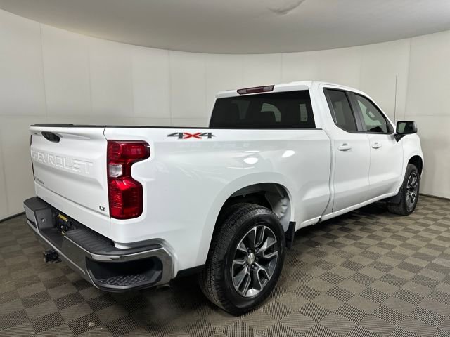 Used 2023 Chevrolet Silverado 1500 LT image 3