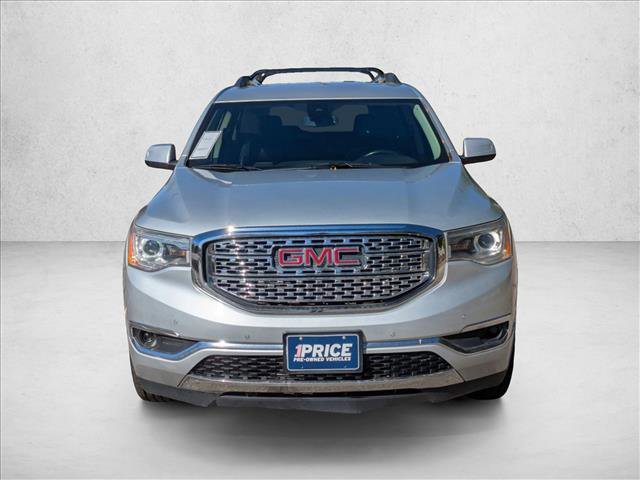 Used 2019 GMC Acadia Denali image 2