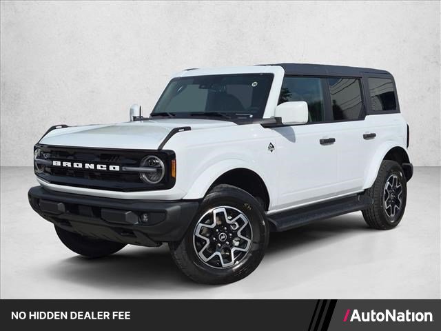 New 2026 Ford Bronco Outer Banks AWD/4WD image 1