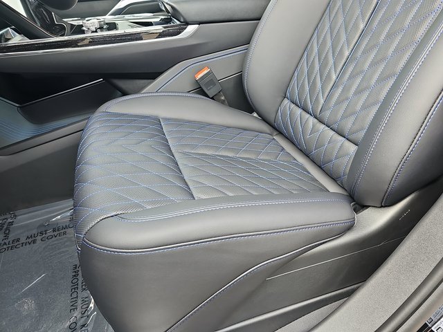 New 2026 Cadillac Escalade IQ Sport 1 w/ LPO, ONYX Package image 32
