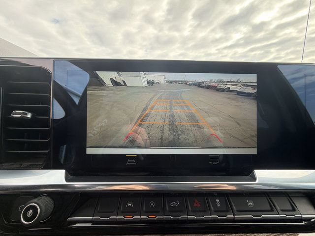 Certified 2025 Chevrolet Silverado 1500 LT AWD/4WD image 16
