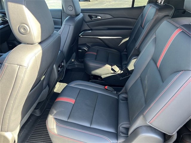 Certified 2024 Chevrolet Traverse RS w/ LPO, Floor Liner Package image 23