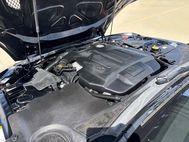 Used 2017 Jaguar F-TYPE R image 23