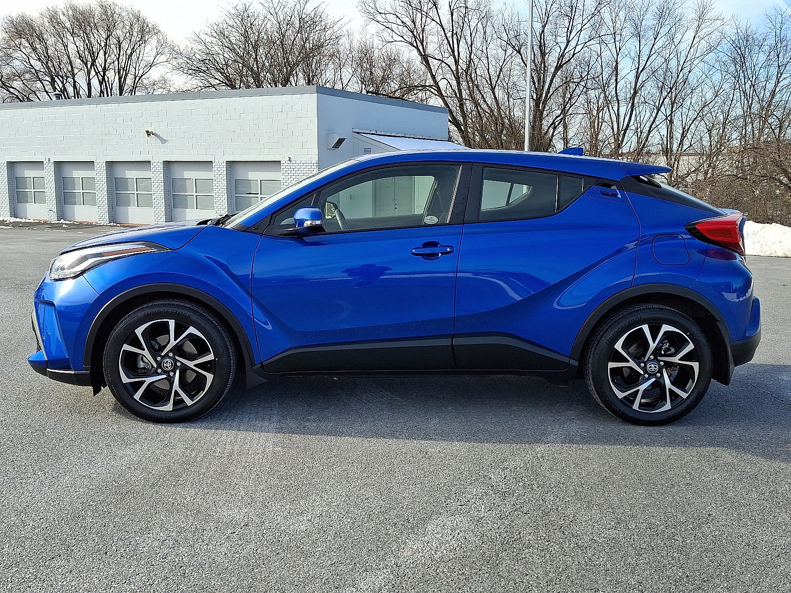 Certified 2021 Toyota C-HR XLE image 4