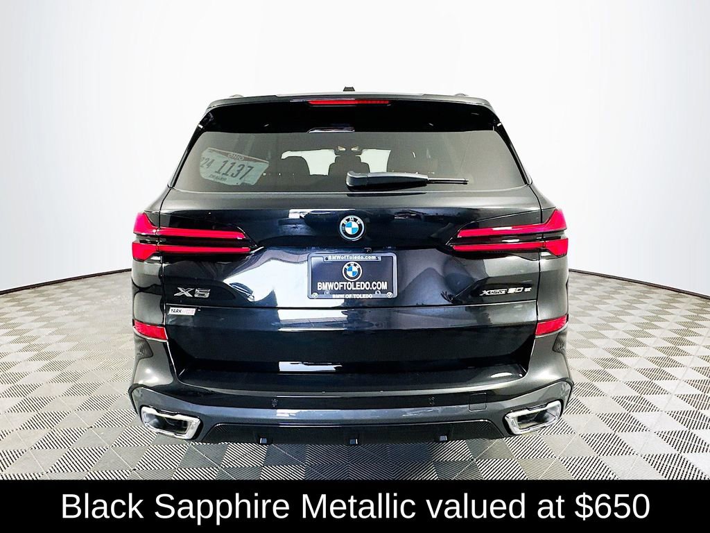 New 2026 BMW X5 xDrive50e w/ M Sport Package image 8
