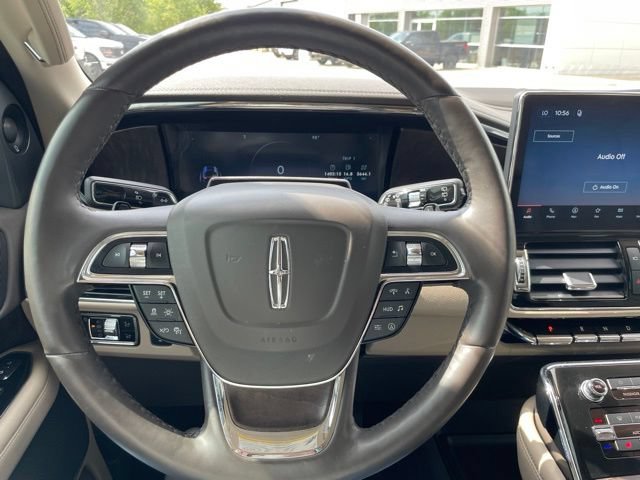 Used 2024 Lincoln Navigator L Reserve AWD/4WD image 15