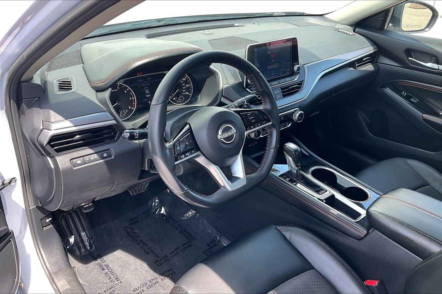 Used 2023 Nissan Altima 2.5 SR FWD image 18