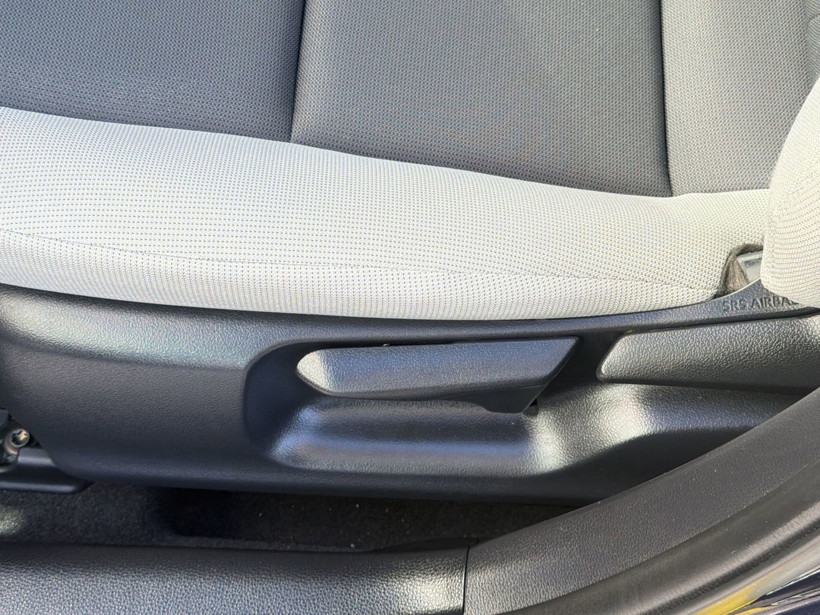 Used 2024 Toyota Corolla LE FWD image 14